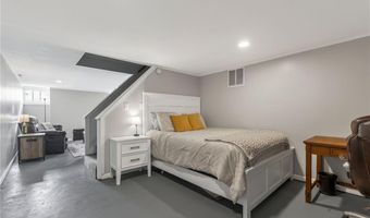 915 N 9th St, Atchison, KS 66002