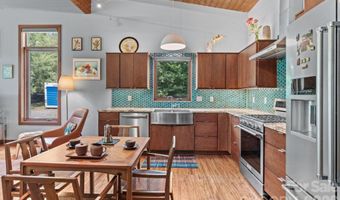 39 Wolf Rd, Asheville, NC 28805