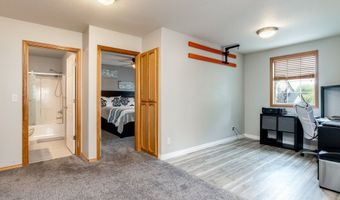 913 NW 16TH Ct, Battle Ground, WA 98604