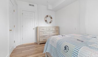 107 Ocean Ridge Dr, Atlantic Beach, NC 28512