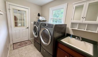 2025 Shannon Dr, Bardstown, KY 40004