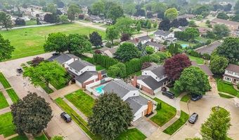 18607 Colonial Ct, Allen Park, MI 48101