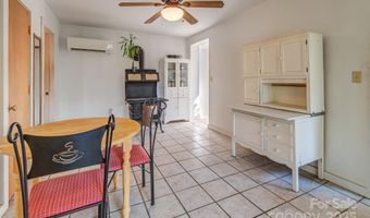 40 Craggy View Ln, Barnardsville, NC 28709