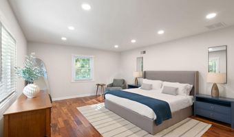 7324 AUBURN St, Annandale, VA 22003