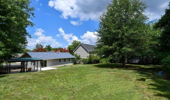 5523 HALWIS St, Alexandria, VA 22303