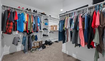 516 Highland Park Trl, Alvarado, TX 76009