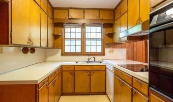 490 W Morrow St, Batesville, AR 72501