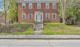 152 Church St, Belfast, ME 04915