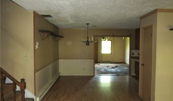 10940 Julie St NE, Alliance, OH 44601