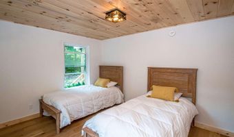 60 Brookside Ave, Albany, NH 03818