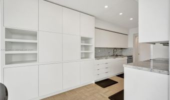 19355 Turnberry Way 26E, Aventura, FL 33180