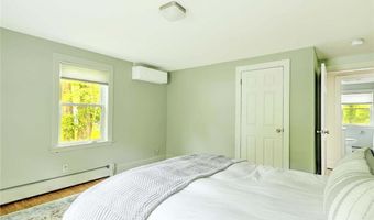 278 Sowams Rd, Barrington, RI 02806