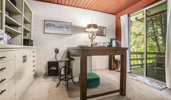 60 Alta Dl NE, Ada, MI 49301