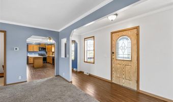 504 S Linn St, Anamosa, IA 52205