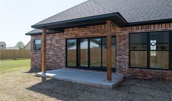 1900 Yellowstone Dr, Barling, AR 72923
