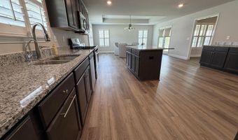 301 TUPELO Trl, Alabaster, AL 35007