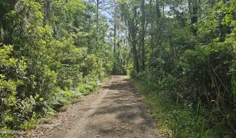 17 17a Oregon Ln, Aurora, NC 27806
