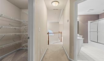 1605 Spinnaker Dr, Alpharetta, GA 30005