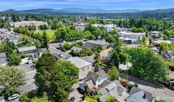1609 F St, Bellingham, WA 98225