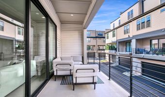 43420 GRANDMOORE St, Ashburn, VA 20148