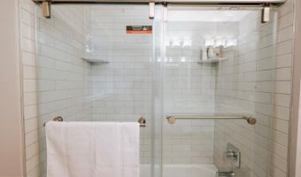 3436 HOLLY Rd, Annandale, VA 22003