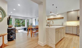 1300 W 7th Ave #307, Anchorage, AK 99501