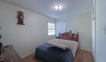 233 E Radio Ln, Arkansas City, KS 67005