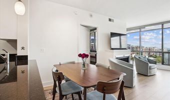 2001 15TH St N 608, Arlington, VA 22201