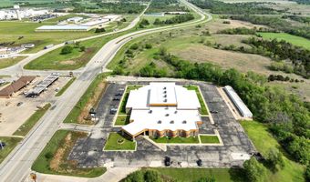 3232 N Summit St, Arkansas City, KS 67005