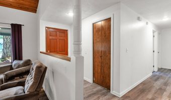 25191 BERRY Ln, Veneta, OR 97487