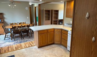 2200 Eunice Dr, Albert Lea, MN 56007