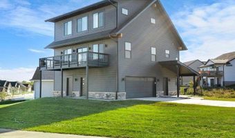 1165 Salm Dr, North Liberty, IA 52317