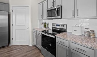 1083 QUEENSLAND Ln, Ayden, NC 28513