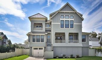 45 Strickland St, Bay Head, NJ 08742