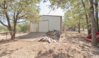 2055 County Road 1370, Alvord, TX 76225