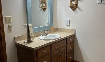 806 SE Avenue 8 Ave, Atkins, AR 72823
