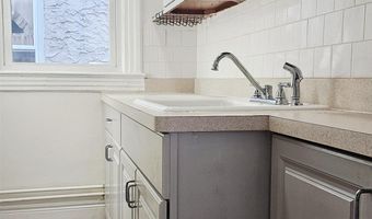 561 AVENUE A, Bayonne, NJ 07002