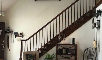 61 Mannon Dr, Alum Creek, WV 25003