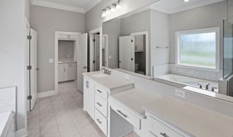 1175 Sanctuary Dr, Brandon, MS 39042