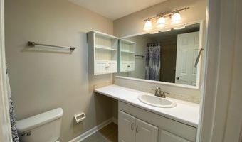 412 N ARMISTEAD St 101, Alexandria, VA 22312