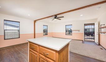 692 W Pony Express Ln, Benson, AZ 85602
