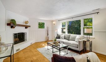 2420 N TAYLOR St, Arlington, VA 22207