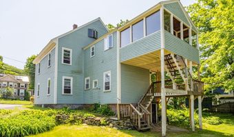 40 Washington St, Ayer, MA 01432