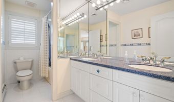 1100 Island Dr, Bayville, NJ 08721