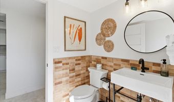 102 TUNA St, Anna Maria, FL 34216
