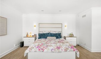 1040 S Summer Breeze Ln, Anaheim, CA 92808