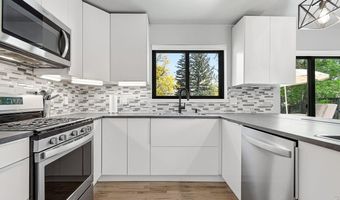 2910 19th St, Boulder, CO 80304
