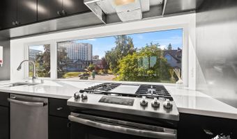 704 Top Rail Ln #704, Anchorage, AK 99501