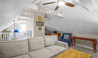 27 King St, East Greenwich, RI 02818