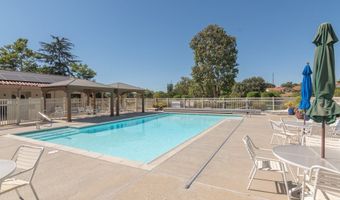 1023 Ridge Heights Dr, Fallbrook, CA 92028